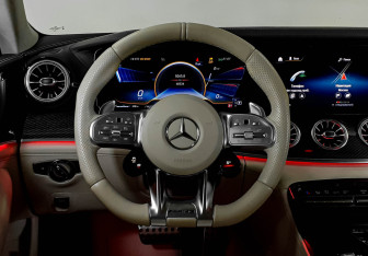 Подержанный автомобиль Mercedes-Benz AMG GT Liftback 2021 года (22 фото)