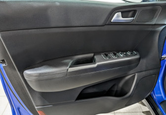 Подержанный автомобиль Kia Sportage 2021 года (19 фото)