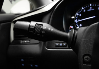 Подержанный автомобиль Lexus RX 2021 года (12 фото)