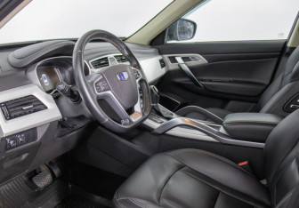 Подержанный автомобиль Geely Atlas 2021 года (10 фото)