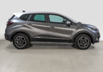 Подержанный автомобиль Renault Kaptur 2021 года (4 фото)