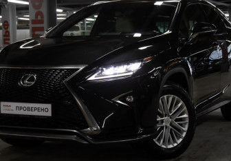 Подержанный автомобиль Lexus RX 2017 года (22 фото)