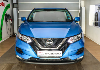 Подержанный автомобиль Nissan Qashqai 2019 года (2 фото)