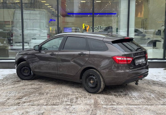 Подержанный автомобиль LADA (ВАЗ) Vesta Wagon 2021 года (6 фото)