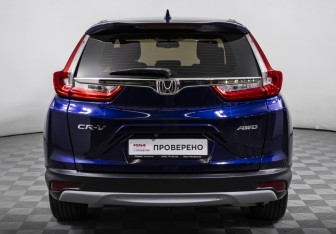 Подержанный автомобиль Honda CR-V 2017 года (6 фото)