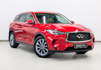 Подержанный автомобиль Infiniti QX50 2021 года (3 фото)