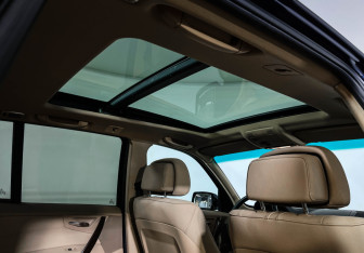 Подержанный автомобиль BMW X3 2008 года (16 фото)