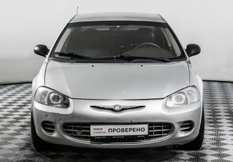 Подержанный автомобиль Chrysler Sebring Sedan 2002 года (2 фото)