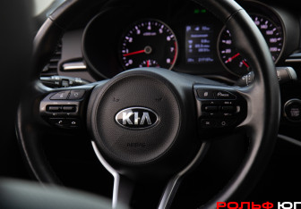 Подержанный автомобиль Kia Rio Hatchback 2020 года (12 фото)