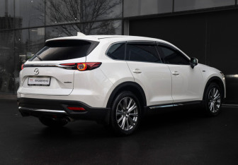 Подержанный автомобиль Mazda CX-9 2021 года (4 фото)