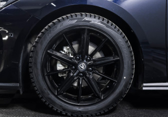 Подержанный автомобиль Changan UNI-V 2023 года (28 фото)