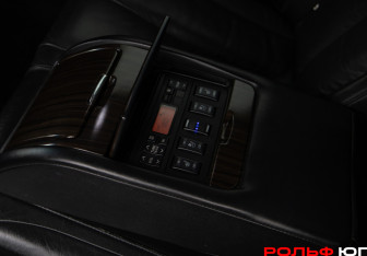 Подержанный автомобиль Nissan Teana 2012 года (14 фото)