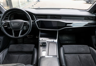 Подержанный автомобиль Audi A6 allroad 2020 года (13 фото)