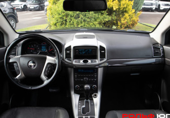 Подержанный автомобиль Chevrolet Captiva 2014 года (11 фото)