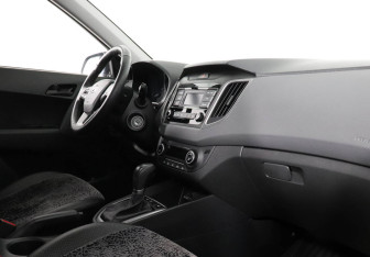 Подержанный автомобиль Hyundai Creta 2020 года (7 фото)
