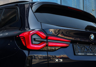 Подержанный автомобиль BMW X3 2022 года (36 фото)