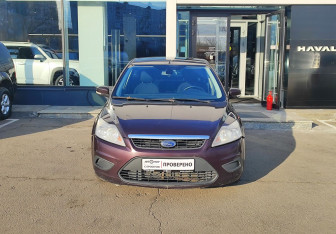 Подержанный автомобиль Ford Focus Hatchback 2010 года (2 фото)