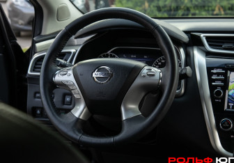 Подержанный автомобиль Nissan Murano Suv 2019 года (11 фото)