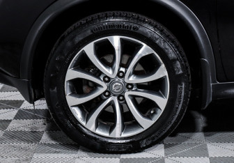 Подержанный автомобиль Nissan Juke 2013 года (15 фото)