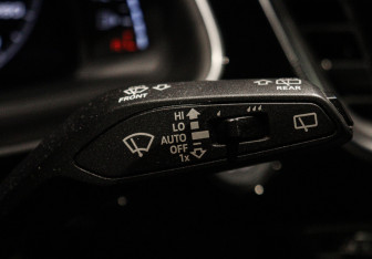 Подержанный автомобиль Audi Q7 2016 года (24 фото)