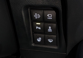 Подержанный автомобиль Toyota Land Cruiser Prado 2019 года (28 фото)