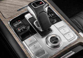 Подержанный автомобиль Tank 500 2023 года (24 фото)