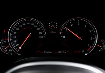 Подержанный автомобиль BMW X3 2018 года (11 фото)