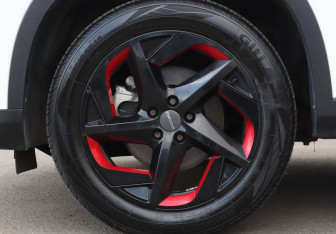 Подержанный автомобиль Omoda C5 2023 года (22 фото)