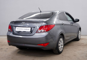 Подержанный автомобиль Hyundai Solaris Sedan 2014 года (5 фото)