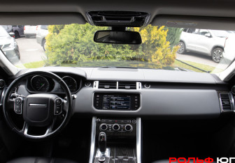 Подержанный автомобиль Land Rover Range Rover Sport 2014 года (10 фото)