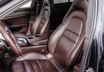 Подержанный автомобиль Porsche Panamera Wagon 2017 года (21 фото)