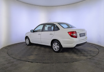 Подержанный автомобиль LADA (ВАЗ) Granta Sedan 2022 года (7 фото)
