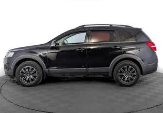 Подержанный автомобиль Chevrolet Captiva 2014 года (8 фото)