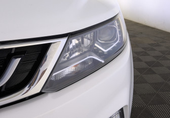 Подержанный автомобиль Geely Emgrand X7 2019 года (11 фото)