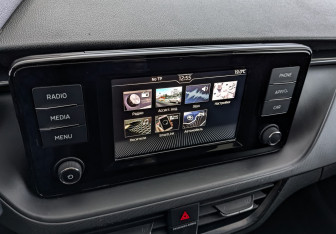 Подержанный автомобиль Skoda Rapid Liftback 2021 года (26 фото)