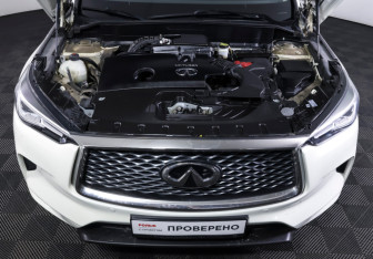Подержанный автомобиль Infiniti QX50 2019 года (9 фото)