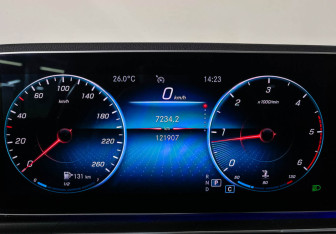 Подержанный автомобиль Mercedes-Benz GLE 2020 года (11 фото)