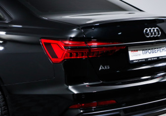 Подержанный автомобиль Audi A6 Sedan 2018 года (16 фото)