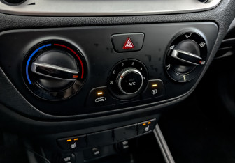 Подержанный автомобиль Hyundai Solaris Sedan 2020 года (26 фото)