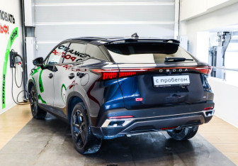 Подержанный автомобиль Omoda C5 2023 года (5 фото)