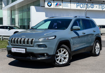 Подержанный автомобиль Jeep Cherokee 2014 года (1 фото)