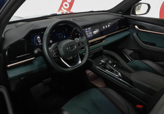 Подержанный автомобиль Geely Monjaro 2024 года (7 фото)