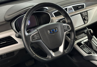 Подержанный автомобиль Geely Atlas 2019 года (12 фото)