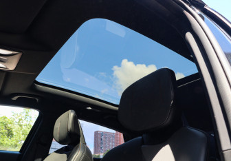 Подержанный автомобиль Changan UNI-V 2023 года (15 фото)