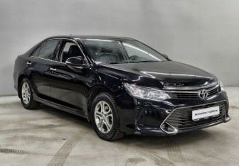 Подержанный автомобиль Toyota Camry Sedan 2015 года (3 фото)