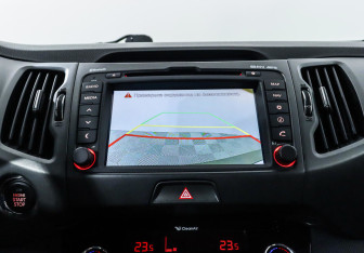 Подержанный автомобиль Kia Sportage 2013 года (11 фото)