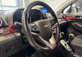 Подержанный автомобиль Chevrolet Orlando 2014 года (14 фото)