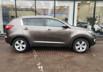 Подержанный автомобиль Kia Sportage 2013 года (4 фото)