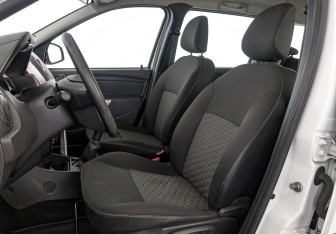 Подержанный автомобиль LADA (ВАЗ) Largus Wagon 2021 года (21 фото)