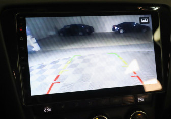 Подержанный автомобиль Skoda Octavia Liftback 2013 года (9 фото)